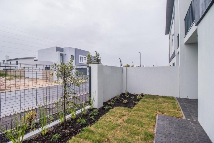 To Let 3 Bedroom Property for Rent in Sandown Western Cape
